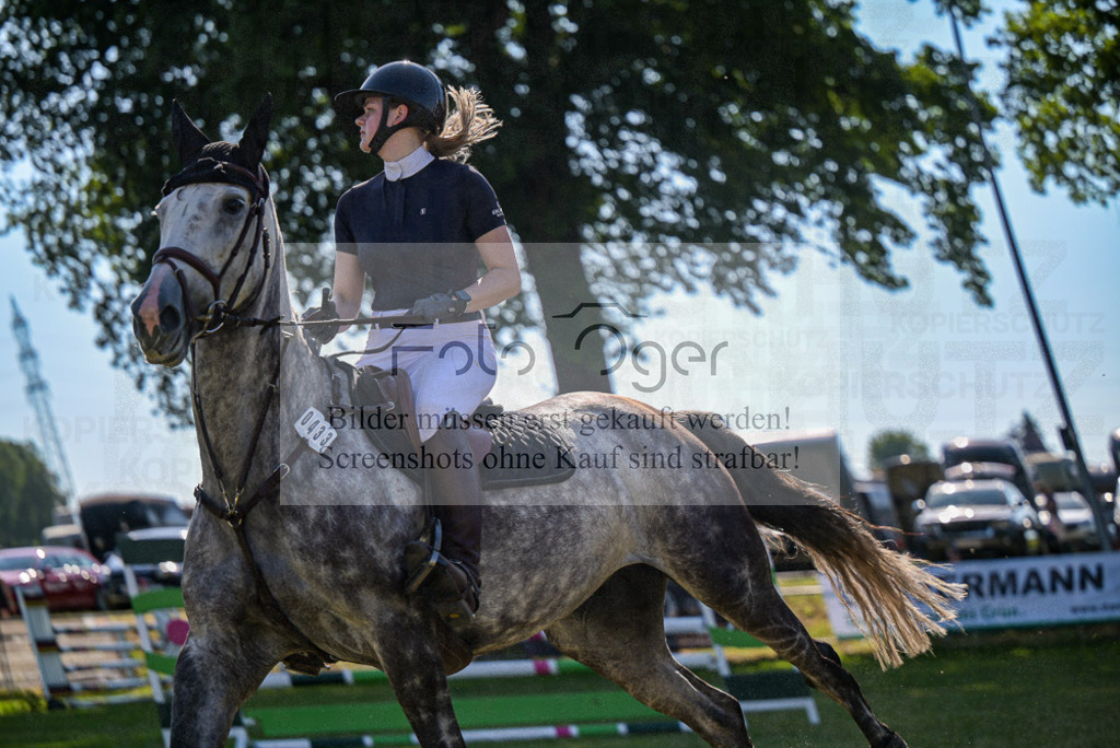 Reitturnier Voxtrup | Entdecke hochwertige Reitturnierfotos von Foto Oger. Professionell, emotional und authentisch – jetzt Lieblingsmomente im Shop bestellen.Deutschlandweite Turnierfotografie. - Realisiert mit Pictrs.com