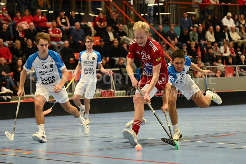 Strängnäs IBK vs FBC Kalmarsund Ungdom - 6. =January= 2024 | Strängnäs IBK vs FBC Kalmarsund Ungdom
Thomas Arena, Strängnäs
Pelle Hansson (#29 Strängnäs IBK) against Joel Johnson (#12 FBC Kalmarsund Ungdom).
Bild: Sportfotografie Markus Aeschimann | www.markus-aeschimann.ch - Realisiert mit Pictrs.com