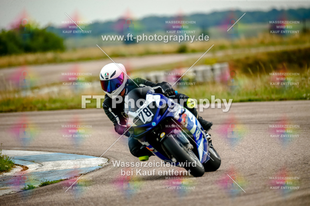 Chambley Juli-2193 | Hier findet Ihr Bilder von Touristenfahrten auf der Nürburgring Nordschleife oder von anderen Veranstaltungen die ich besucht habe. Viel Spass beim Durch Schauen 