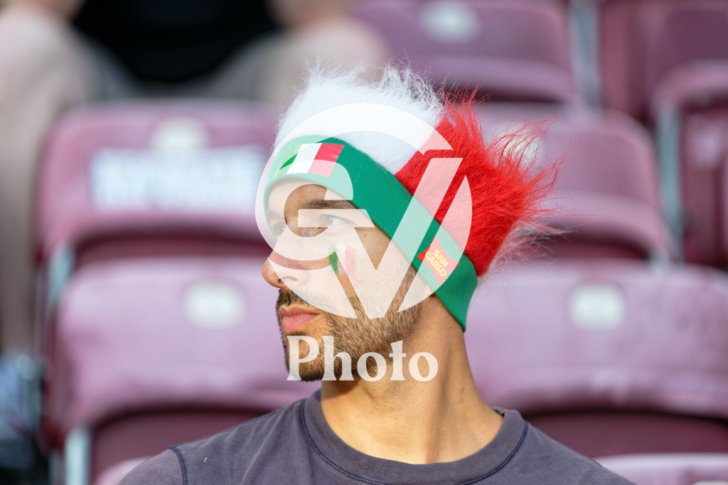 England v Italy - UEFA Women's EURO 2025 Semi-Final | GENEVA, SWITZERLAND - JULY 22: Fans of Italy are seen   during the UEFA Women's EURO 2025 Semi-Final match between England and Italy at Stade de Geneve on July 22, 2025 in Geneva, Switzerland. (Photo by Giuseppe Velletri/Sports Press Photo/Getty Images)