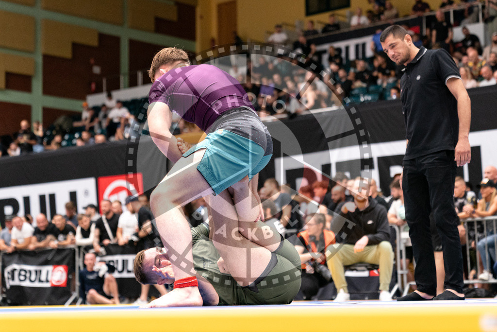 20230916PBB5801 | Fighters compete during the grappling tournement ADCC Trials (European, Middle East and African Championship) in Warsaw, Poland, on September 16, 2023.