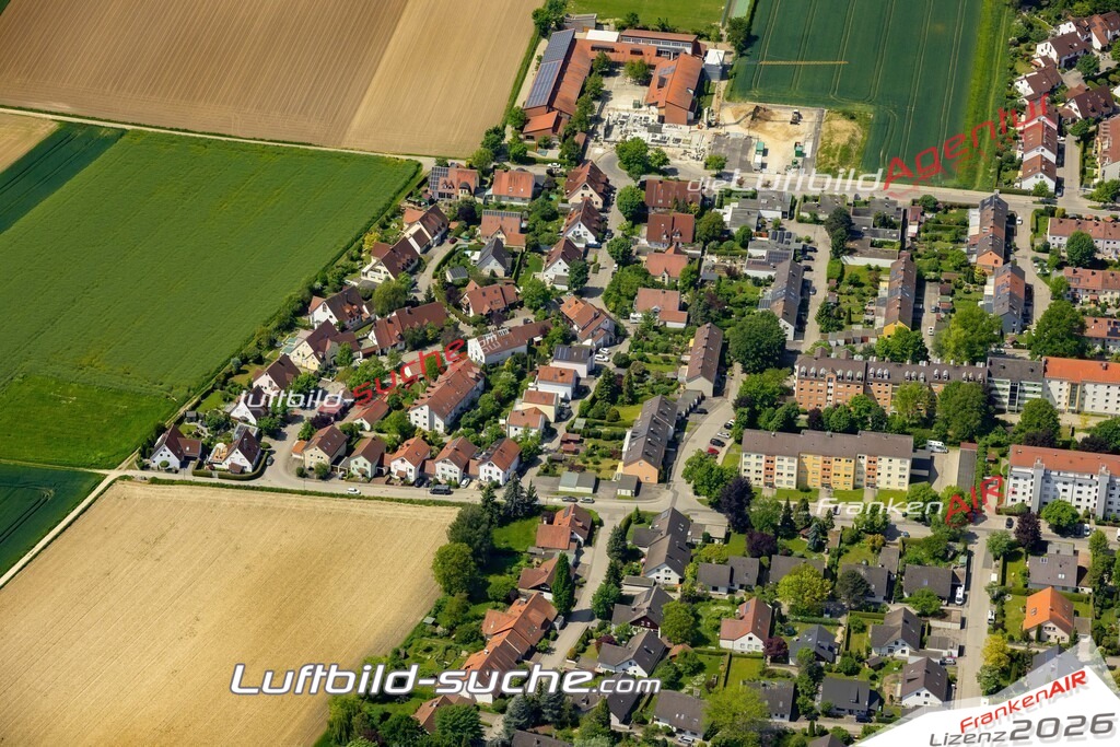 Das Luftbild zeigt  Friedberg - Die Luftaufnahme wurde 2023 vom UL-Flugzeug aus erstellt ( keine Drohne ) - Hochauflösende Luftaufnahme - Für grossformatige Ausdrucke geeignet. Die Geschenkidee !Mit Lizenz und Bildrechte bestellbar
