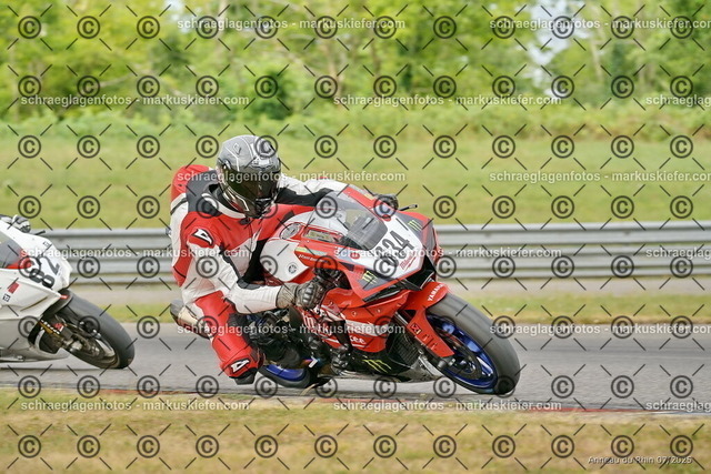 25bt05-0018 | markuskiefer.com - Realisiert mit Pictrs.com