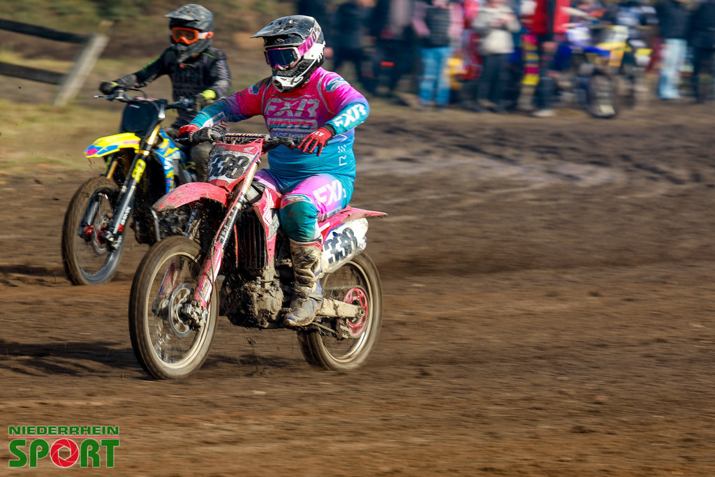 OpenTrack2024_Sonntag_Hobbyfahrer_134 | Bildergalerie von Sport-Ereignissen aber auch von weiteren spannenden Dingen - nicht nur vom Niederrhein. In Anlehnung an den bekannten Spruch von Hanns Dieter Hüsch heißt das Motto: "Niederrhein ist überall".  - Realisiert mit Pictrs.com