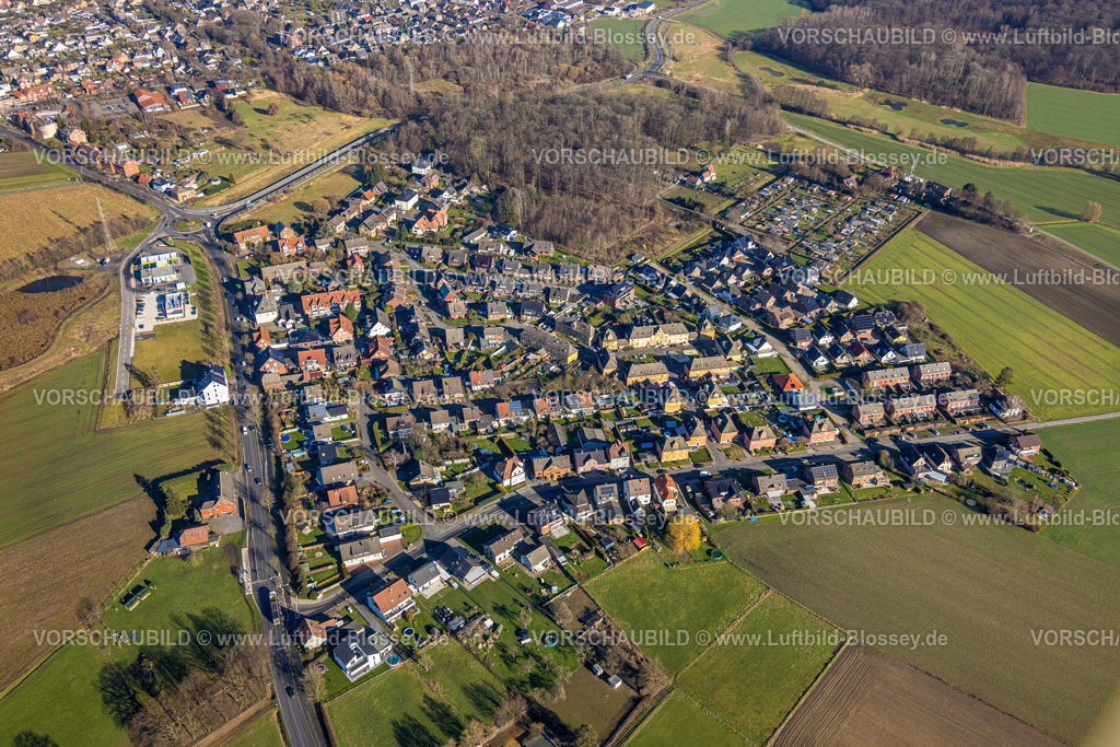 Selm230205422 | Luftbild, Ortsansicht mit Kreisverkehr Kreisstraße und Bundesstraße B236, HEM Tankstelle, Beifang, Selm, Münsterland, Nordrhein-Westfalen, Deutschland
