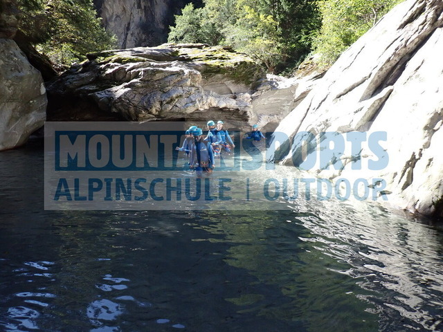P9230014 | Bestelle die Bilder deines Berg- oder Wasser-Abenteuers mit Mountain Sports bequem von zu Hause aus direkt über unseren Online Fotoshop von pictrs.com. - Realisiert mit Pictrs.com