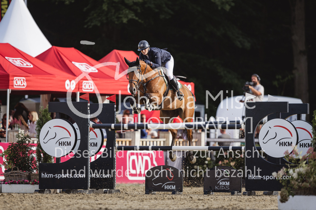 230903_HKM-BCH_Finale6j-129 | Deine schönsten Turniermomente als professionelle Fotos! Entdecke hochwertige Pferdesport-Fotografie im Online-Shop. Jetzt Fotos finden & bestellen!
