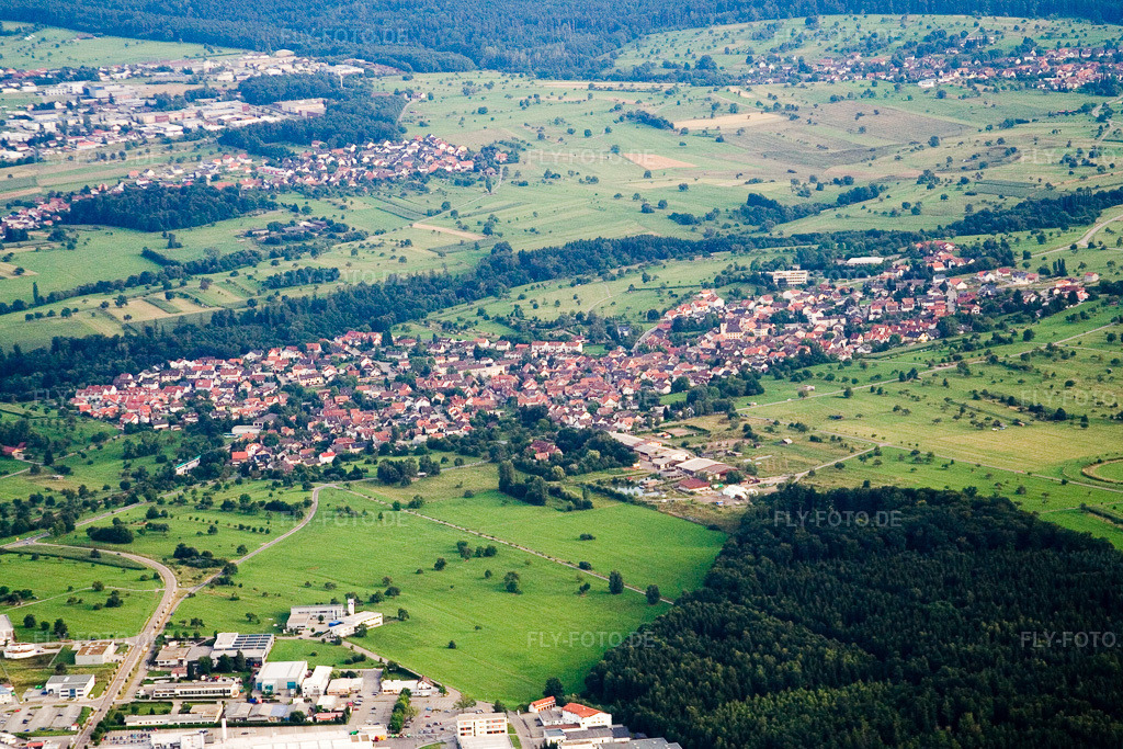 Luftbild: Ortsansicht von Norden im Ortsteil Ittersbach in Karlsbad im Bundesland Baden-Württemberg in Deutschland. Foto: IMG_12460.jpg vom 05.08.2008 durch Werner Riehm/FLY-FOTO.de