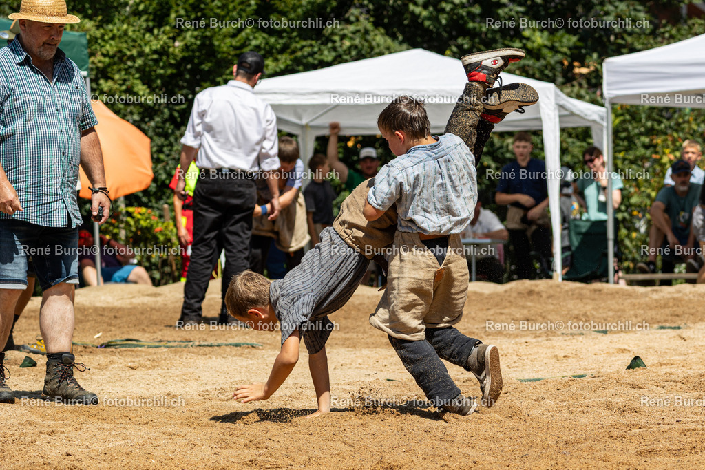 602A0462 | René Burch leidenschaftlicher Fotograf aus Kerns in Obwalden.  Hier finden sie Sport, Landschaft und Natur Fotografie.
 - Realisiert mit Pictrs.com