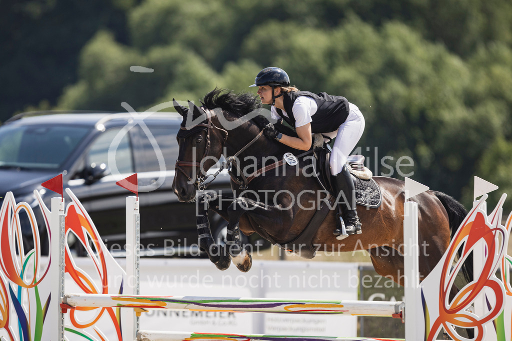 250629_PfSpTa_L-Spr-1-419 | Deine schönsten Turniermomente als professionelle Fotos! Entdecke hochwertige Pferdesport-Fotografie im Online-Shop. Jetzt Fotos finden & bestellen!