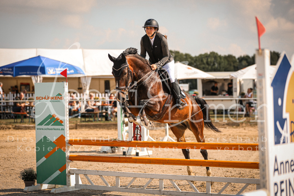 24.FrSpA00154 | Leoni Ertmer Photography - Realisiert mit Pictrs.com