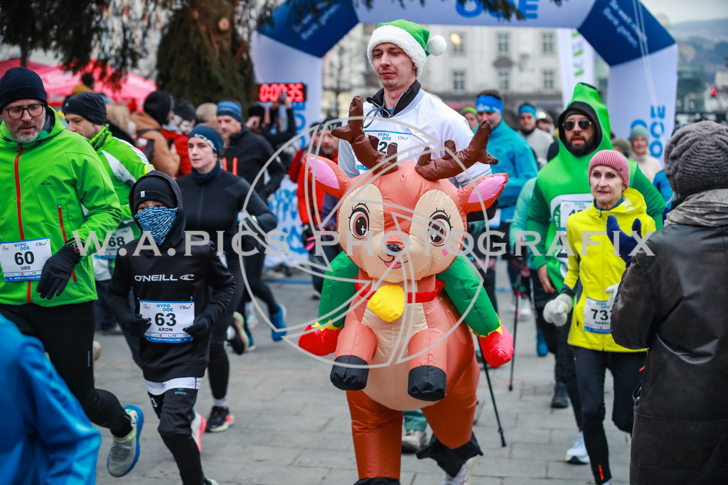 SILVESTERLAUF LINZ 25 | Linz, AUSTRIA, 31. Dezember 25, TRIRUN SILVESTERLAUF LINZ 25 , Image shows: 
Photo: WAPICS / BINDER Manuel