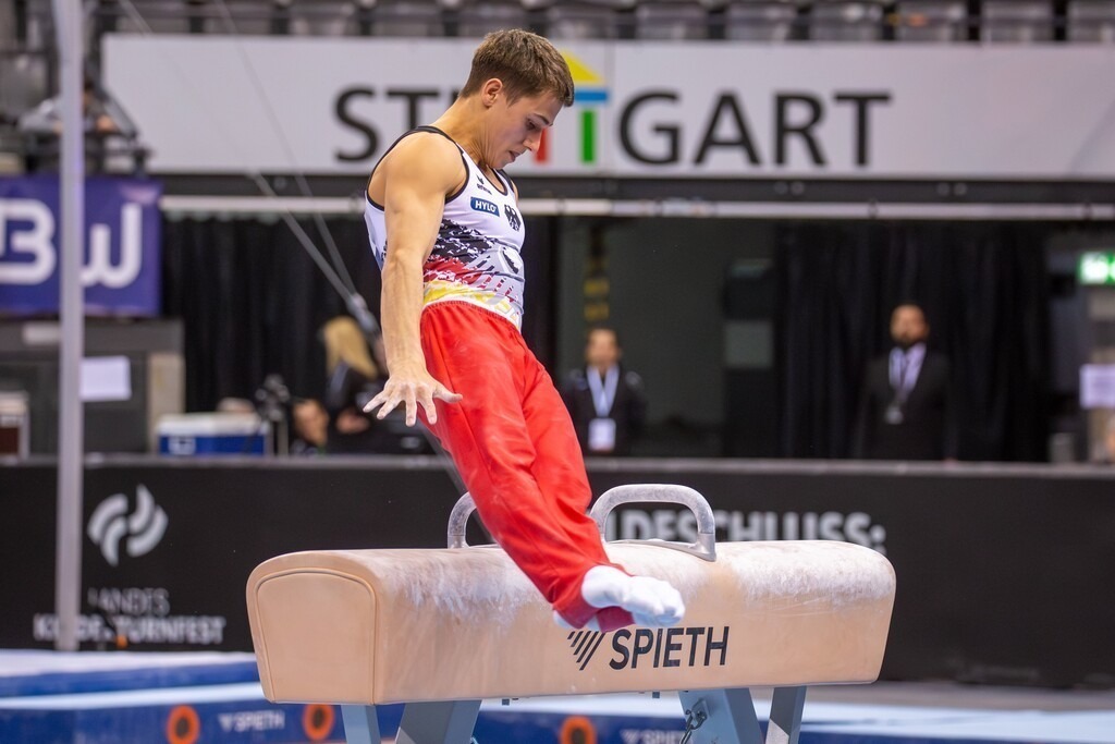 EnBW DTB-Pokal Stuttgart 2025, Mixed Cup***Timo Eder (Deutschland) am Pauschenpferd | EnBW DTB-Pokal Stuttgart 2025, Mixed Cup***Timo Eder (Deutschland) am Pauschenpferd - Realisiert mit Pictrs.com