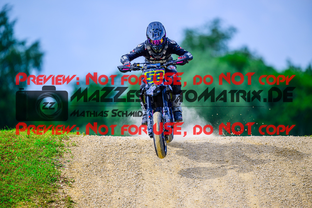 MaZZes_FotoMatrix_240608_6007705_5379 | SWISS S1