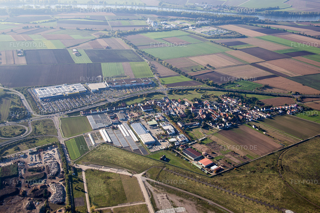 Luftbild: Scharhof, IKEA im Ortsteil Sandhofen in Mannheim im Bundesland Baden-Württemberg in Deutschland. Foto: IMG_074928.jpg vom 18.10.2014 durch Werner Riehm/FLY-FOTO.de
