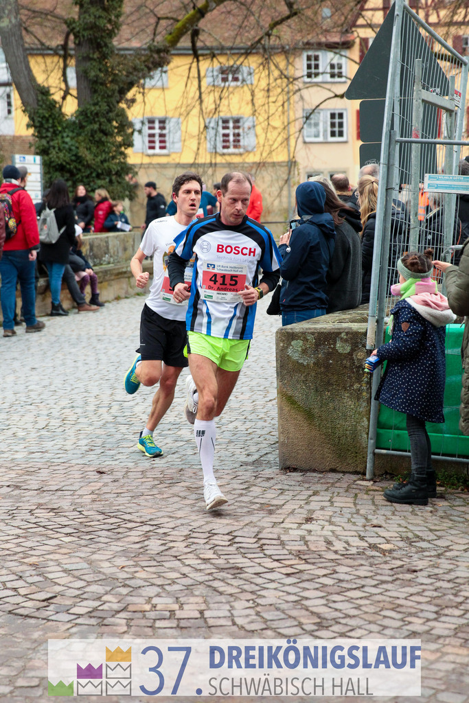 VR Bank Hauptlauf 10000m | 3 Koenigslauf 2023 - Realisiert mit Pictrs.com