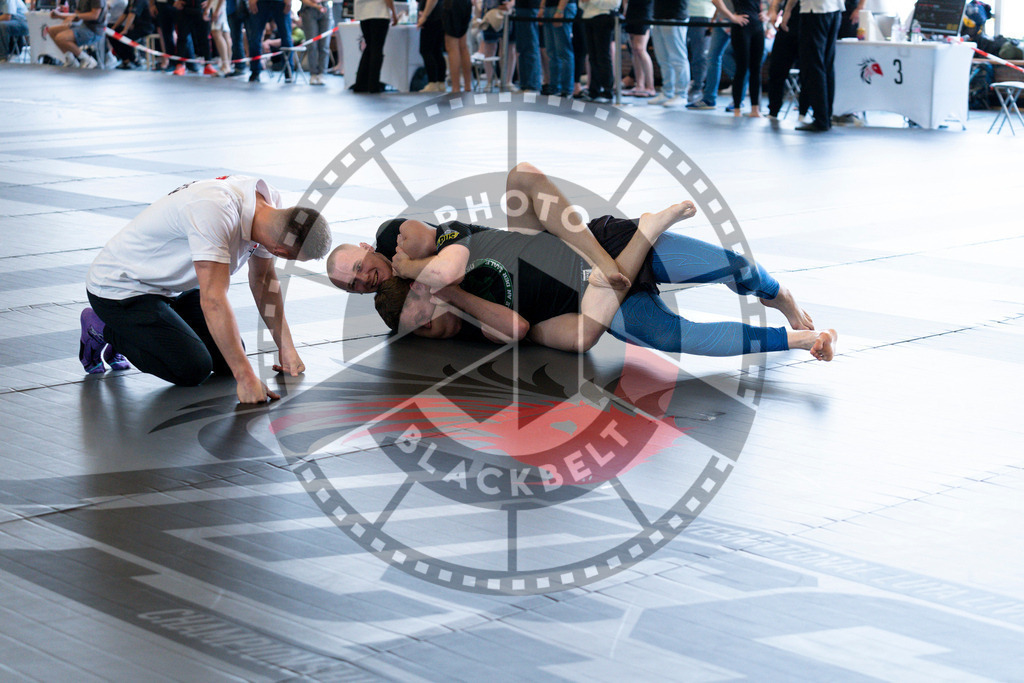 20240608PBB03493 | Fighters compete during the ILLCS VII summer edition luta livre competition in Hannover, Germany, on June 8, 2024.
