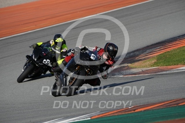 2025_03_28_PBK_12111 | Sportfotografie; SlowMotion; Video; Rennstrecke; Hafeneger; Speer; Racing; RSE; BMW; CBO; Trackday; Motorsportarena; Hockenheimring; Brno; Most; Barcelona; Valencia