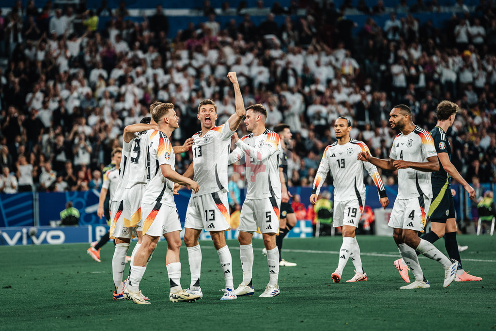 Fußball | Herren | UEFA-Fußball-Europameisterschaft 2024 | MD1 | Gruppe A | Deutschland vs. Schottland | 14.06.2024 | Thomas Müller (#13, Deutschland) jubelt nach seiner Vorlage