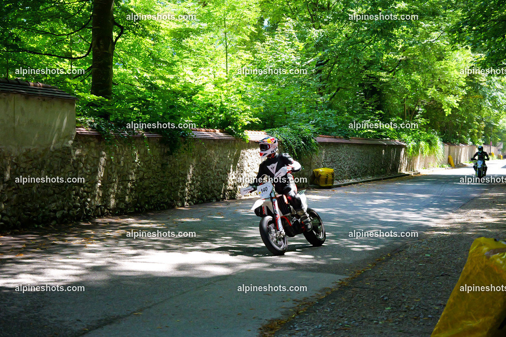 P1036737 | Erleben Sie atemberaubende, hochqualitative Fotos Ihrer Fahrt entlang der malerischen Alpenstraßen. Besuchen Sie alpineshots.com, um professionelle Aufnahmen Ihrer unvergesslichen Reise zu finden und zu kaufen - Realisiert mit Pictrs.com