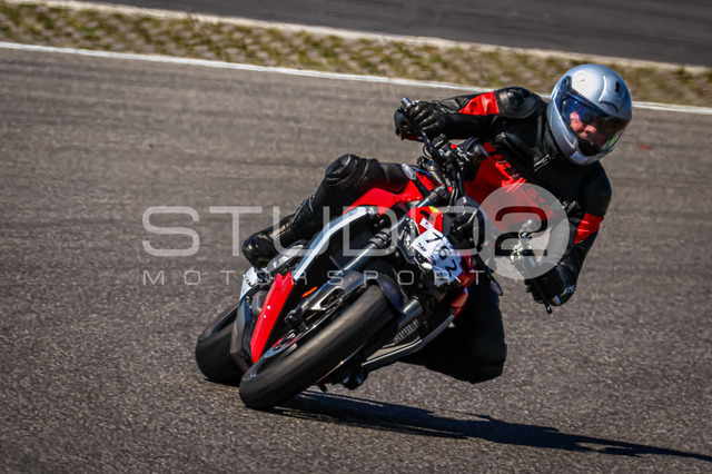 0762-260526NBR-035_762 | Deine Full-Service-Agentur für ✔️Videoproduktionen und ✔️Motorsportfotografie Jetzt Angebot anfragen!