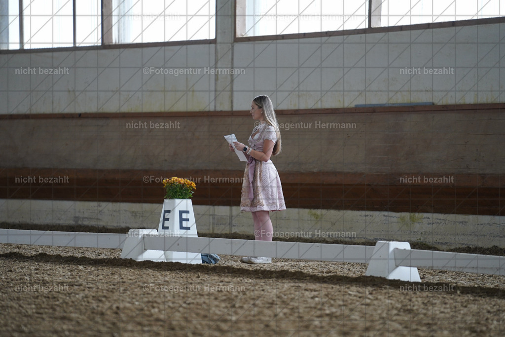 FAH09332 | Turnierbilder, Reitsportfotos, LAPO, Landesponyturnier, Turnierfotografen Bayern