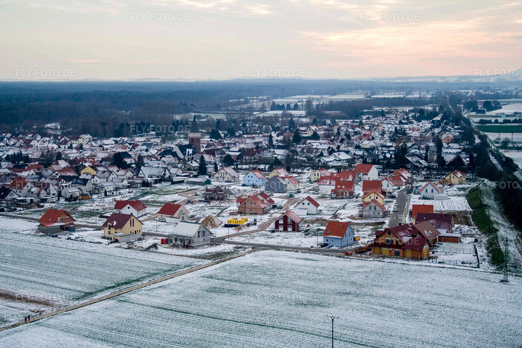Luftbild: Neubaugebiet NO im Winter bei Schnee im Ortsteil Schaidt in Wörth im Bundesland Rheinland-Pfalz in Deutschland. Foto: IMG_5209.jpg vom 26.01.2007 durch Werner Riehm/FLY-FOTO.de