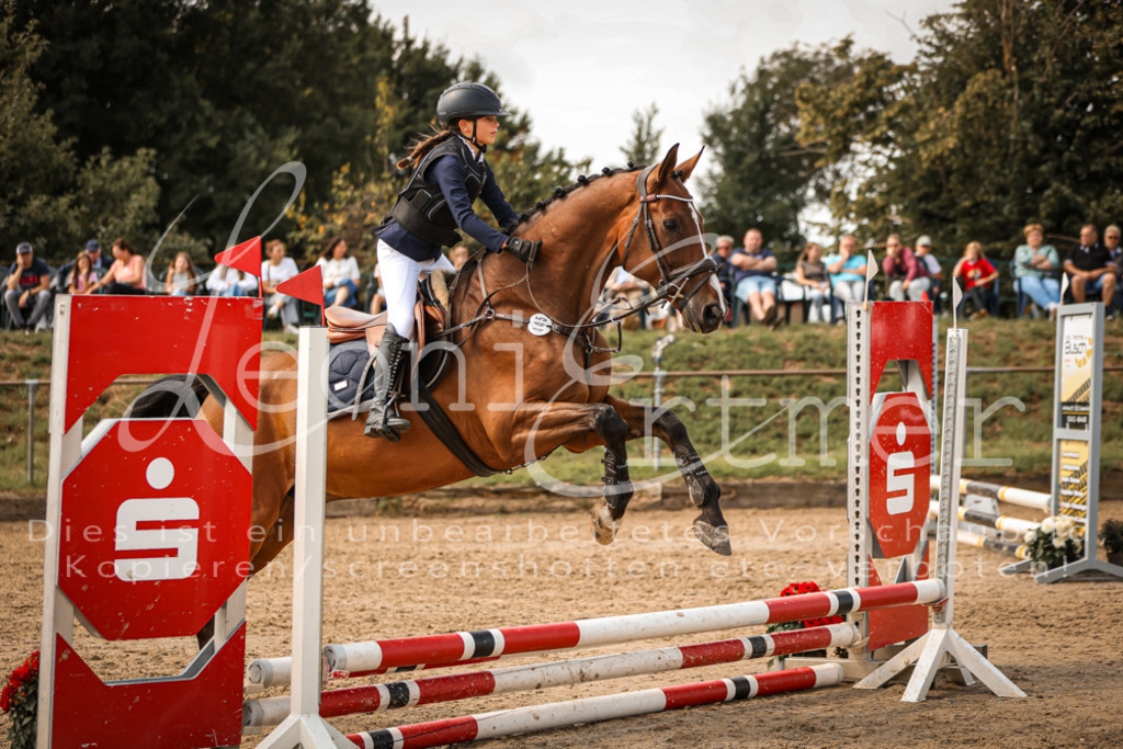 05.SoSpWB00108 | Leoni Ertmer Photography - Realisiert mit Pictrs.com