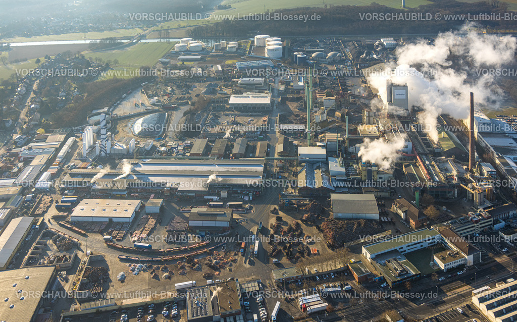 Luenen260100089 | Luftbild, Aurubis AG Recycling Kupferproduzent und Kupferwiederverwerter, Rauchwolke, Gahmen, Lünen, Ruhrgebiet, Nordrhein-Westfalen, Deutschland