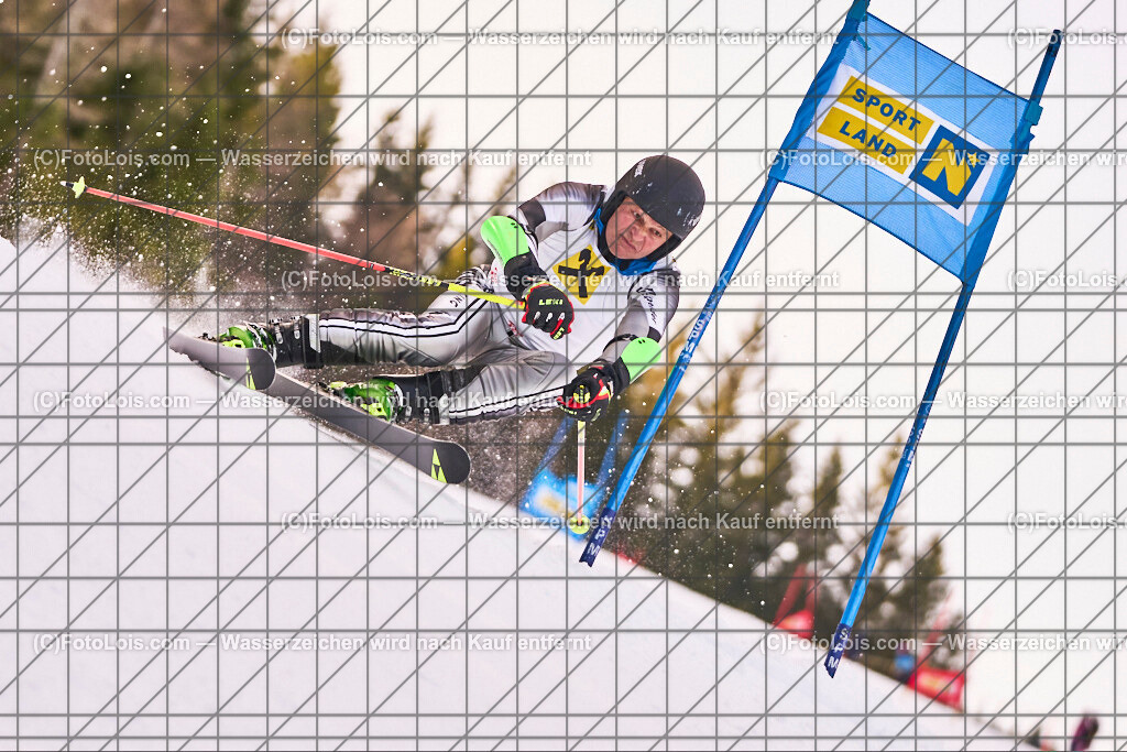 ALP1004_MastersCup-RTL-II_LKHF_Sigmund Karl | NÖ Raiffeisen MastersCup, Jugend - Damen - Herren, Riesentorlauf-Rennen 2 auf der Fuchswaldpiste in Lackenhof am Ötscher, durchführender Verein: Schiklub Lackenhof, So 9. Februar 2025.