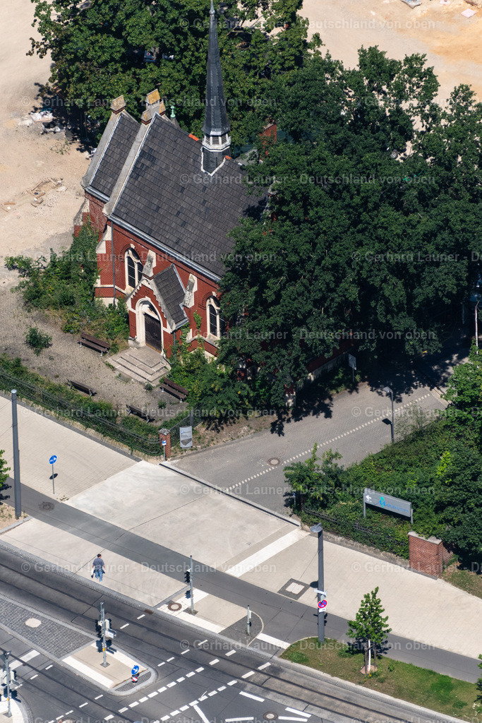 4035801 | BRAUNSCHWEIG 31.07.2020 Kirchengebäude der Kapelle am Krankenhaus Marienstift in Braunschweig im Bundesland Niedersachsen, Deutschland. // Churches building the chapel at Marienstift Hospital in Brunswick in the state Lower Saxony, Germany. Foto: Gerhard Launer
