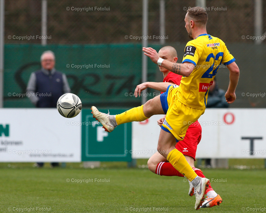 A_LUI_26032023_20 | SPORT,FUSSBALL LL.OST ASKOE OEDT 1B-PUTZLEINSDORF 26.03.2023 
IM BILD: BOHDAN KOVALENKO  (OEDT1B) UND  WOLFGANG RANETBAUER  (PUTZLEINSDORF) FOTO:FOTOLUI
