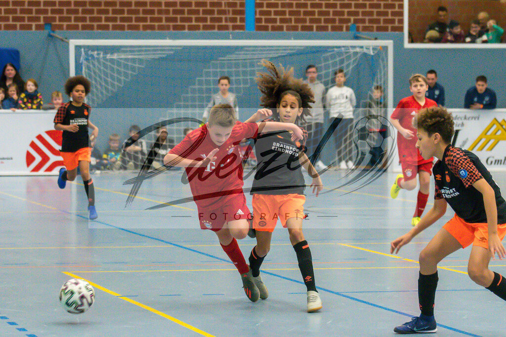 20200118_U12VGH_0287 | Fußball, D-Jugend:   beim VGH U12-Cup am 18.01.2020 in der Waldsporthalle Schledehausen in Schledehausen, Deutschland.(Foto von Nico Paetzel) - Realisiert mit Pictrs.com