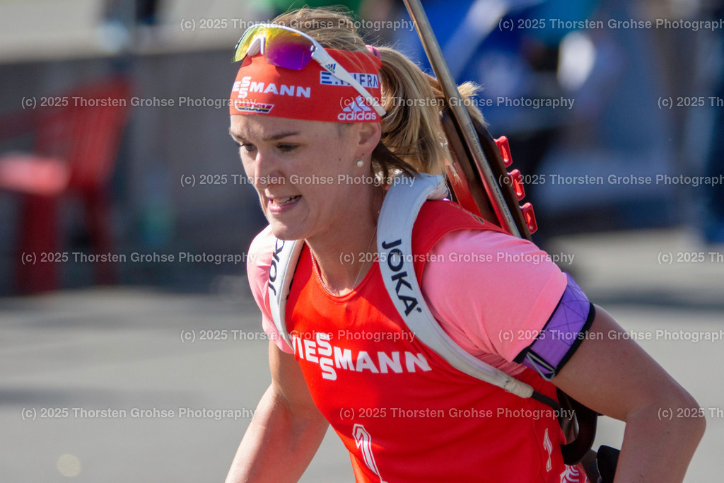Deutsche Meisterschaften Biathlon 2018 | Deutsche Meisterschaften Biathlon 2018, Massenstart Frauen am 15.09.2018 in der DKB SKI ARENA in Oberhof, (Deutschland)

Bild: Denise Herrmann vom WSC Clausthal-Zellerfeld / BwB (1) - Realisiert mit Pictrs.com