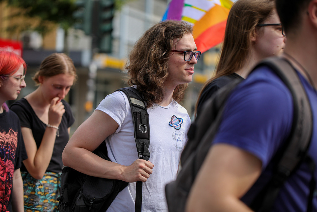 CSD_Moers_190725_053 | Bildergalerie von Sport-Ereignissen aber auch von weiteren spannenden Dingen - nicht nur vom Niederrhein. In Anlehnung an den bekannten Spruch von Hanns Dieter Hüsch heißt das Motto: "Niederrhein ist überall".  - Realisiert mit Pictrs.com