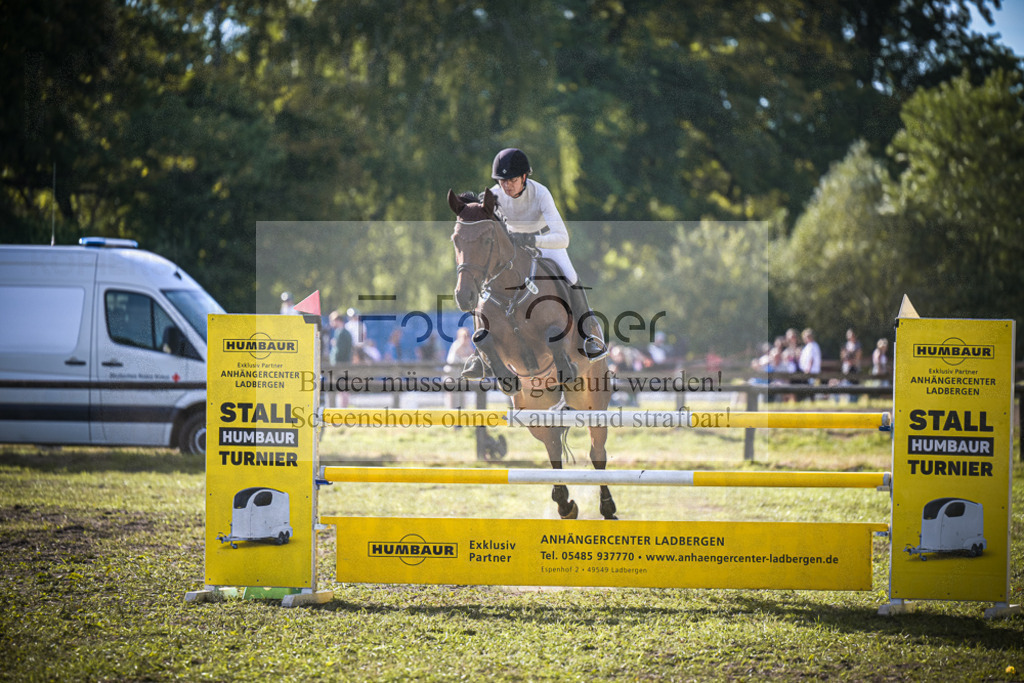 DOS_0304 | Entdecke hochwertige Reitturnierfotos von Foto Oger. Professionell, emotional und authentisch – jetzt Lieblingsmomente im Shop bestellen.Deutschlandweite Turnierfotografie. - Realisiert mit Pictrs.com