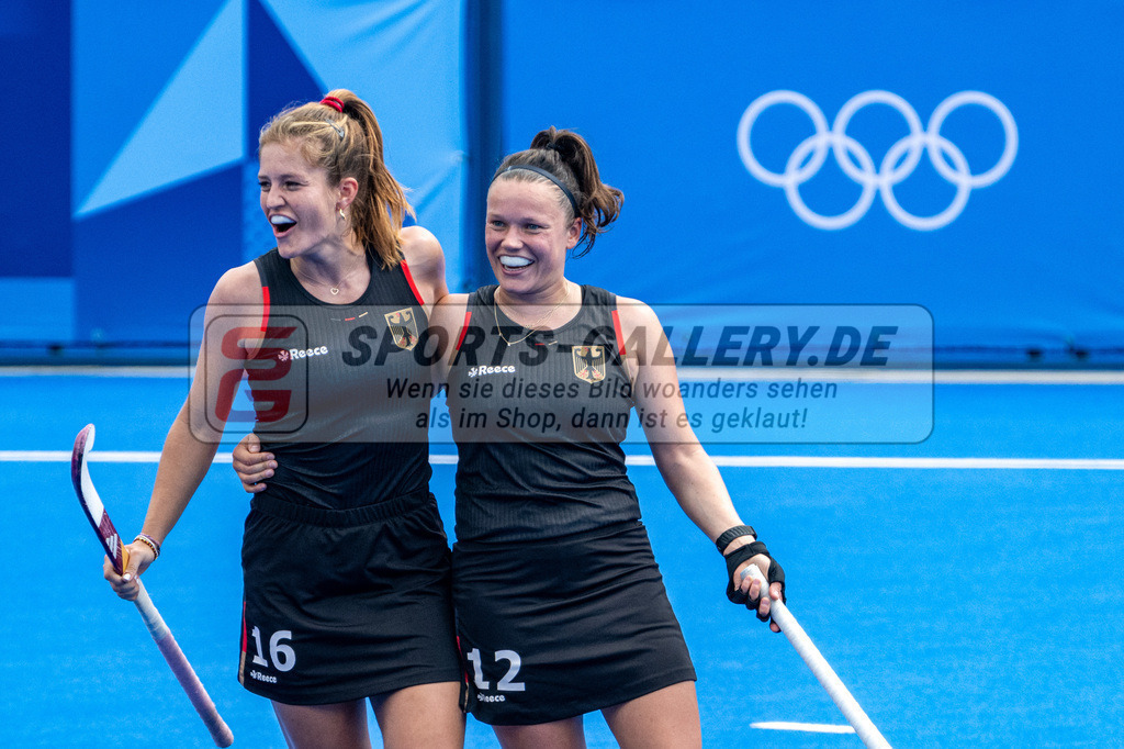 Aka Danas - Frankreich 5-1 31.07.24 SG-2716 | Hockey,Sport,Fieldhockey,1.Bundesliga,2.Bundesliga,Sportfotografie,Shop,Sportphotography,Feldhockey,Hockeyliga