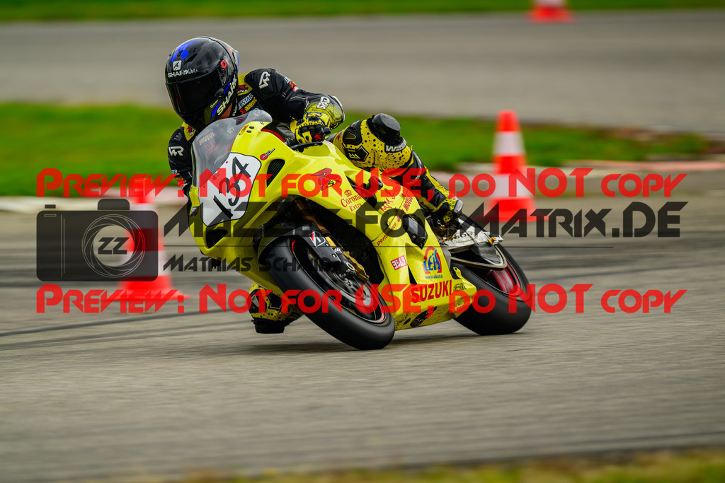 MaZZes_Fotomatrix_20241003_6007705_2555-2 | ROT