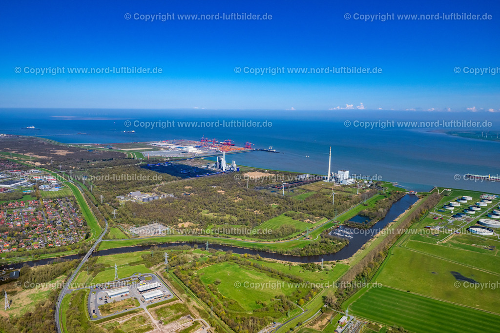 Wilhelmshaven_Onyx_Kohlekraftwerk_ELS_9031170423 | WILHELMSHAVEN 17.04.2023 Kraftwerksanlagen und Abgas- Türme des Kohle- Heizkraftwerkes in Wilhelmshaven im Bundesland Niedersachsen. // Power plants and exhaust towers of coal thermal power station in Wilhelmshaven in the state Lower Saxony. Foto: Uwe Lange. Foto: Uwe Lange. Foto: Martin Elsen