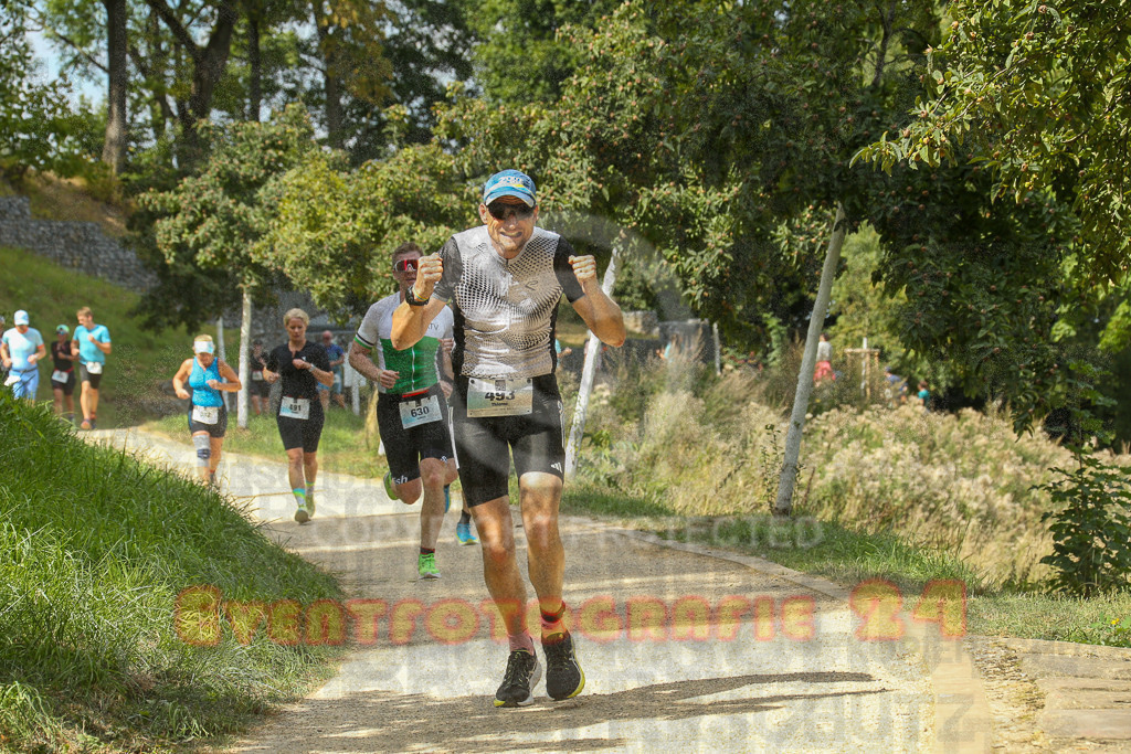 250824_1412_EX1_5336 | Sportfotografie im Rhein-Sieg Kreis, Köln, Bonn, NRW, Rheinland Pfalz, Hessen, etc. Unser Tätigkeitsfeld umfasst den Laufsport vom Volkslauf über den Marathon, Duathlon, Triathon bis zum Ultralauf wie Kölnpfad Ultra oder Schindertrail.