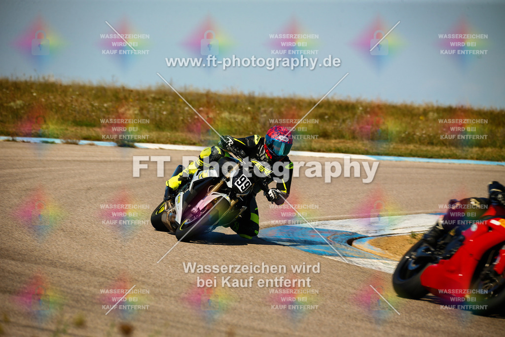 _MOT9079 | Hier findet Ihr Bilder von Touristenfahrten auf der Nürburgring Nordschleife oder von anderen Veranstaltungen die ich besucht habe. Viel Spass beim Durch Schauen 