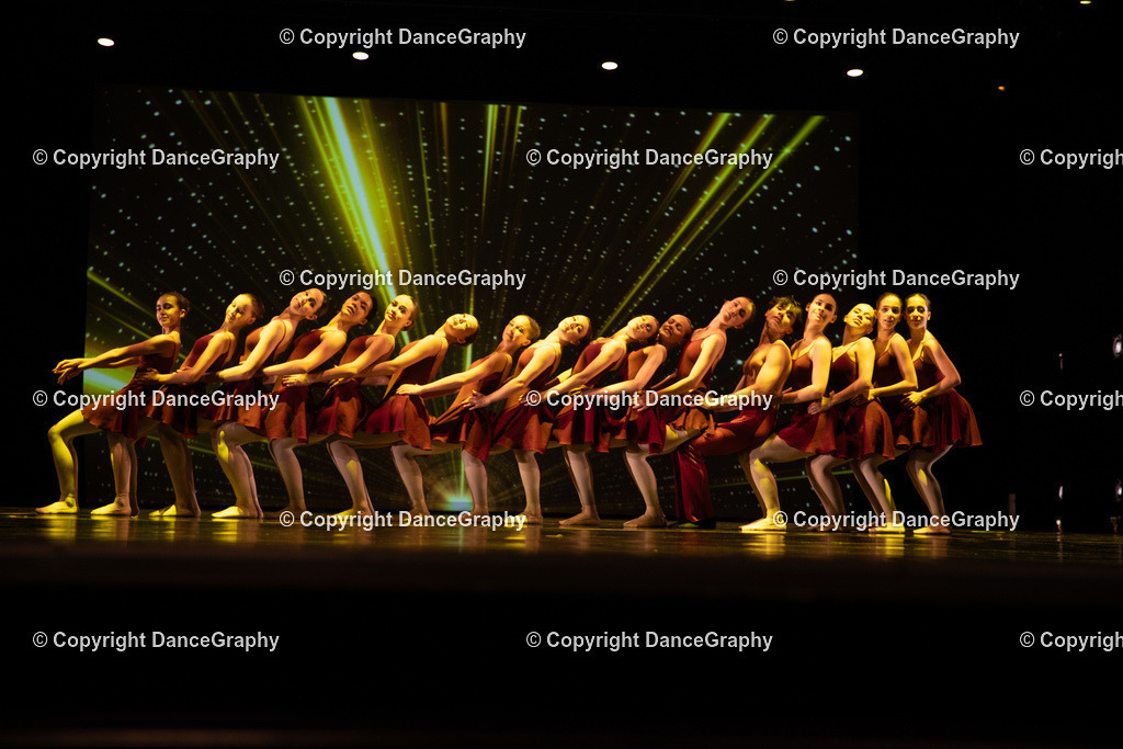 GPHY5586 | DanceGraphy - Realisiert mit Pictrs.com