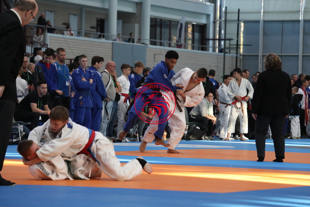 1J7A2346 | Fotos vom Adler Cup - Pictures from Adler Cup

Hier findet Ihr alle Eindrücke und großen Momente der Adler Cup Wochenenden. Here you will find all impressions and great moments of the Adler Cup weekends. - Realisiert mit Pictrs.com