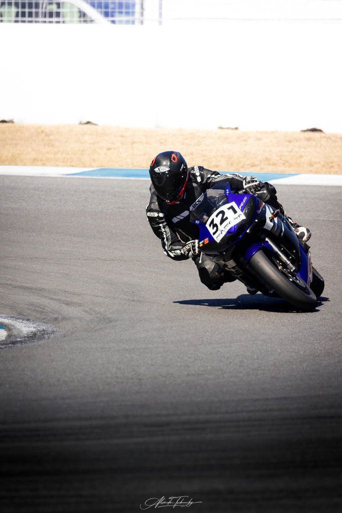 Ducati Trackday Hockenheimring 2026 | Entdecken Sie die faszinierende Welt von Alexander Tschuncky Arts: Kreative Fotografie, atemberaubende Automobilkunst und hochwertiger Bilderdruck. Lassen Sie sich inspirieren! - Realisiert mit Pictrs.com