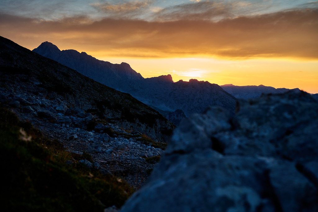 CS-220812-0440-1 | Sonnenuntergang am Watzmannhaus mit Blick in Richtung Hochkalter