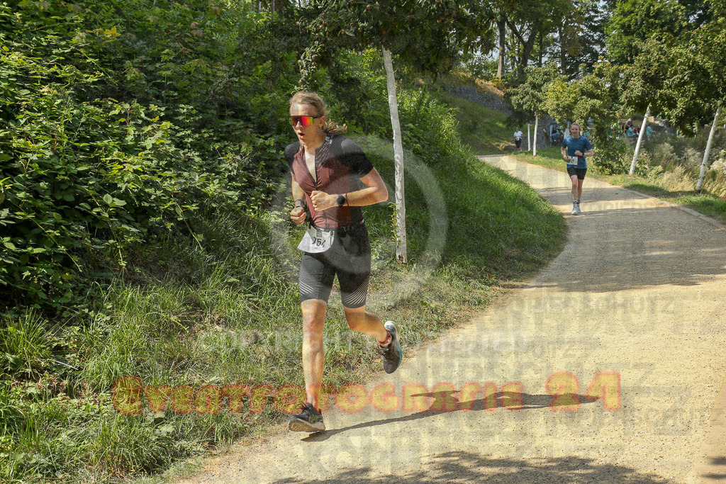 250824_1446_EX1_7531 | Sportfotografie im Rhein-Sieg Kreis, Köln, Bonn, NRW, Rheinland Pfalz, Hessen, etc. Unser Tätigkeitsfeld umfasst den Laufsport vom Volkslauf über den Marathon, Duathlon, Triathon bis zum Ultralauf wie Kölnpfad Ultra oder Schindertrail.