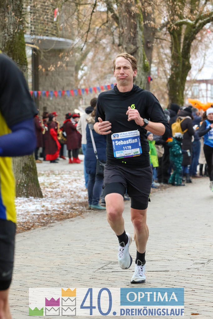 VR Bank Hauptlauf 10km | 40. Optima 3koenigslauf 2026 - Realisiert mit Pictrs.com