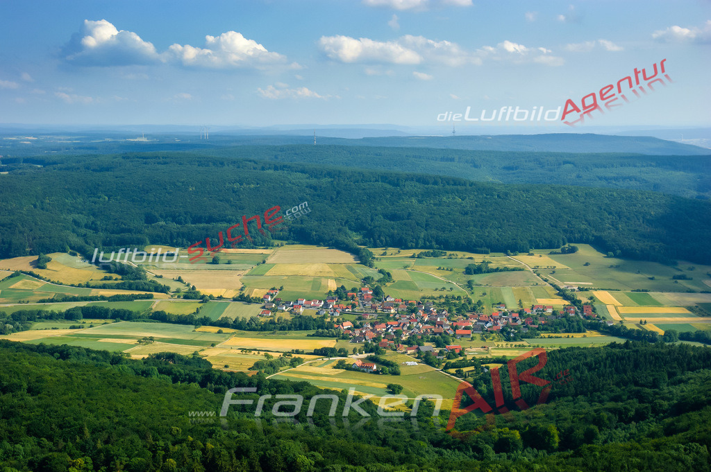 Luftbild von Lohndorf Litzendorf - Luftaufnahme wurde 2008 von https://frankenair.de mittels Flugzeug (keine Drohne) erstellt - die Geschenkidee