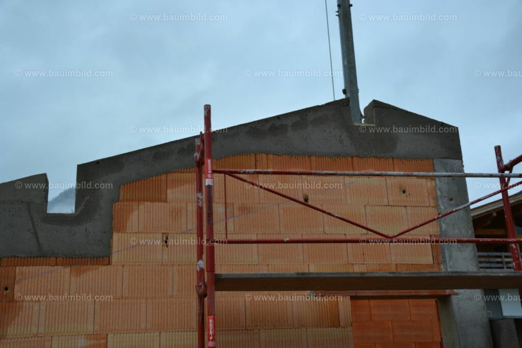 bib-lg04-sonstige-betonarbeiten-0730 | Nach LV-Leistungsgruppen sortierte Detailfotos über den Bau eines Hauses. Alle Hausbau-Bilder direkt vom Urheber und Autor der Website Haus-Selber-Bauen.com