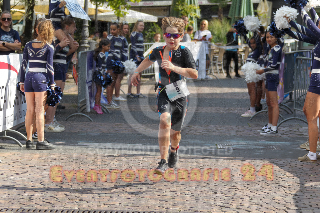 250824_1144_EV4_9032 | Sportfotografie im Rhein-Sieg Kreis, Köln, Bonn, NRW, Rheinland Pfalz, Hessen, etc. Unser Tätigkeitsfeld umfasst den Laufsport vom Volkslauf über den Marathon, Duathlon, Triathon bis zum Ultralauf wie Kölnpfad Ultra oder Schindertrail.